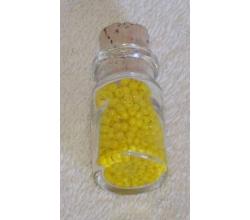 Perlen gelb opak ca. 2,6 mm ca 9 Gramm in Glasflasche